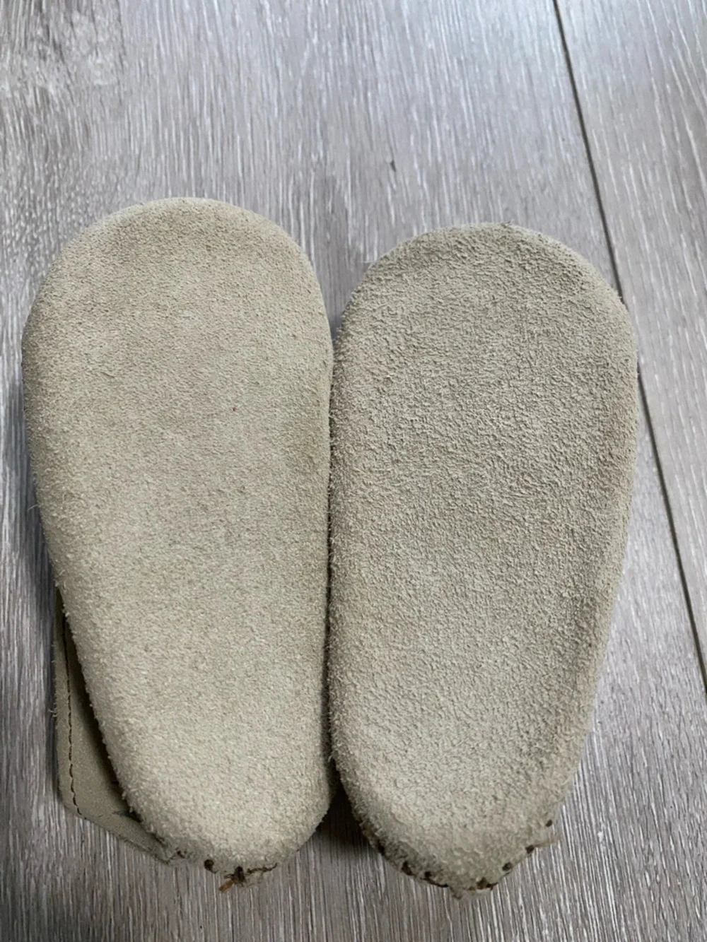 Minnetonka Kids Tan Suede Fringe Moccasins Baby Sz 2 Girls Boys Leather Velcro